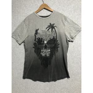 Disney Pirates of the Caribbean T Shirt Men’s Large Skull Crewneck T-Shirt Gray